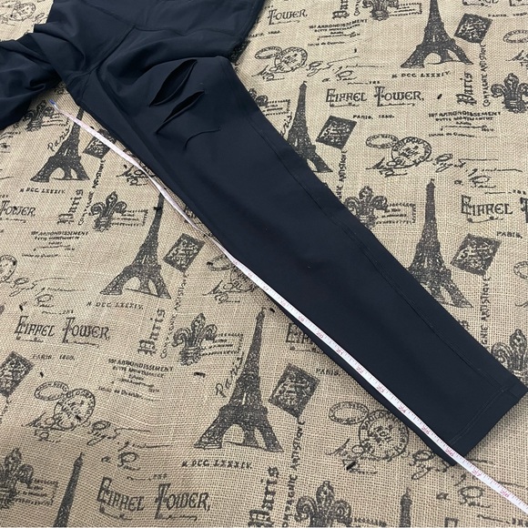Nancy Rose Performance Black Ripped Slits High Rise Front Pocket Legging Size 6 - Picture 15 of 16